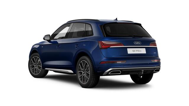 Audi Q5 50 TFSI e S edition Trekhaak - Privacy glas - Interieurvoorverwarming - Audi soundsystem - Achterbank plus - Sportstoelen vóór - Lendensteunen vóór, elektrisch verstelbaar - Cruise control - Achteruitrijcamera -