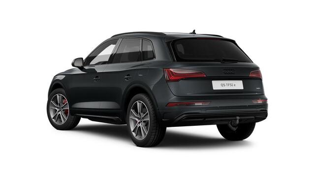 Audi Q5 50 TFSI e 299pk PHEV S-Ed. Competition Matrix-LED / Head Up / Camera / Lederen bekleding