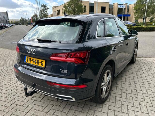 Audi Q5 2.0 TFSI 252pk Quattro Sport S Line Edition S-Tronic / Navigatie / Camera / Blind Spot