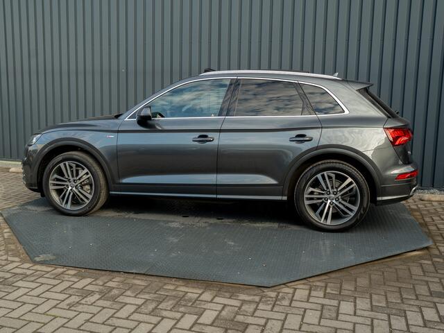 Audi Q5 45 TFSI quattro S edition | Panodak | Apple Carplay/ Android Auto | Elk. A-klep | NL Auto | Prijs Rijklaar!!