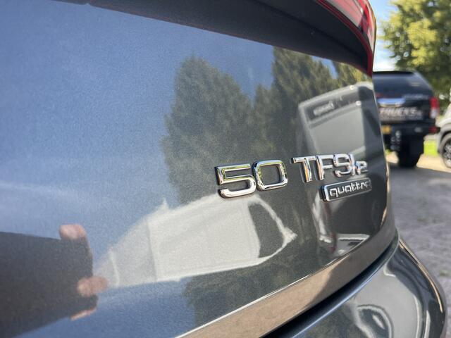 Audi Q5 50 TFSI e quattro S edition | Daytona Grijs | Luchtvering | Pano | Trekhaak | ACC |