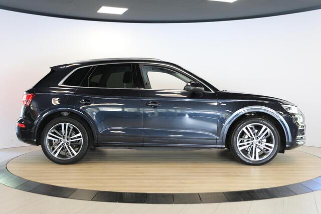 Audi Q5 55 TFSI e quattro Competition | Trekhaak | Cruise Adaptief | Stoelverwarming