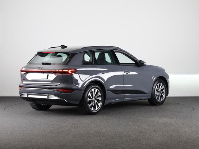Audi Q6 e-tron Advanced edition e-tron perf 225kW/306pk 100Kwh Ha Tech Plus pakket, sportstoelen met leder, bumpers in kleur carrosserie, omgevingscamera's