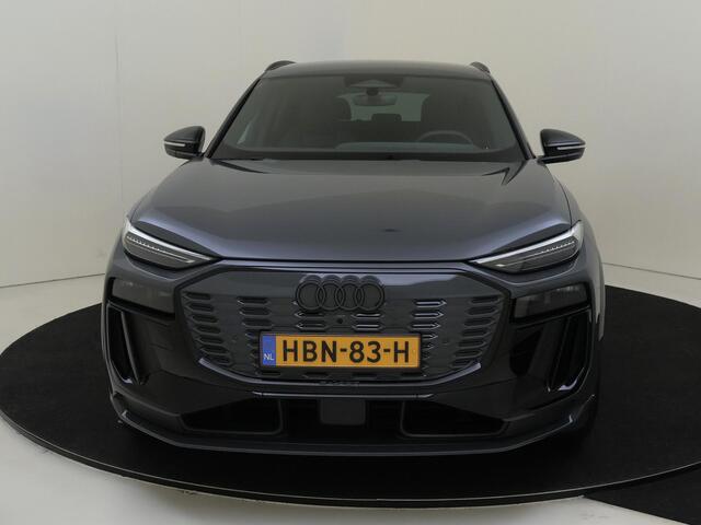 Audi Q6 e-tron S edition performance 100 kWh | Tech Pro | 21 inch LM velgen | Privacy glass | Luchtvering | Sportstoelen