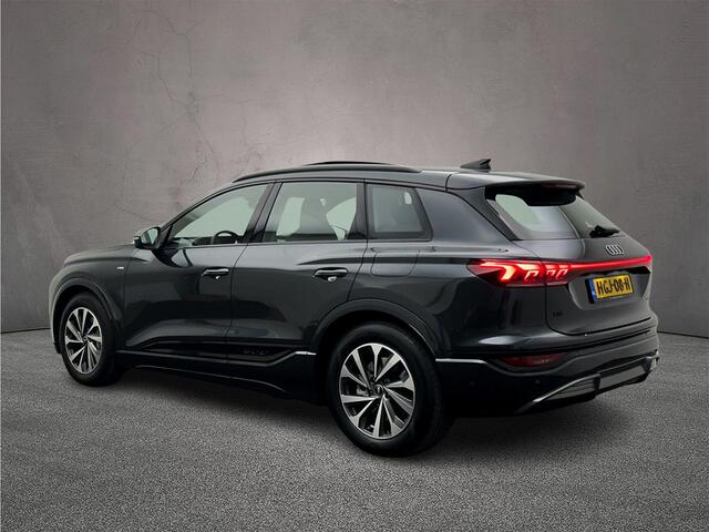 Audi Q6 e-tron Advanced edition 100 kWh | Trekhaak | Luchtvering| Memory | Pano | Oled | Matrix | Tech pro | MMI-bijrijdersscherm | 360 Camera |