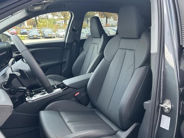 Audi Q6 e-tron Advanced edition (B1) e-tron perf 100Kwh 225 kW / | Stuurwielverwarming | Trekhaak | Elektrische Stoelen | Adaptieve Cruise Control | Matrix Verlichting |