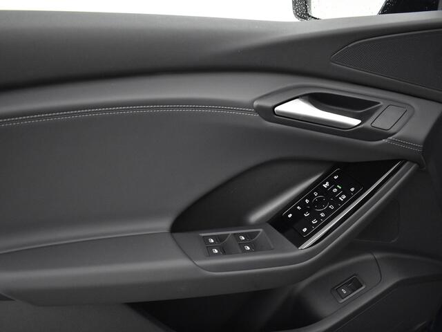 Audi Q6 e-tron Advanced edition (B1) e-tron 55 285kW/388pk 100Kw · Panorama dak · Assistentiepakket Veiligheid · Techniekpakket Pro