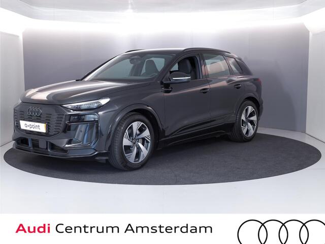 Audi Q6 S Edition e-tron perf 225kW/306pk 100Kwh Hatchback Audi Q6 e-tron S edition performance 100 kWh Omgevingscamera's, adaptive cruise control, ledkoplampen plus, stoelverwarming voor en achter, comfortpakket