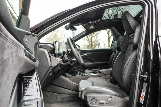 Audi Q6 e-tron quattro 388PK, Panoramadak, Luchtvering, Headup display, B&O