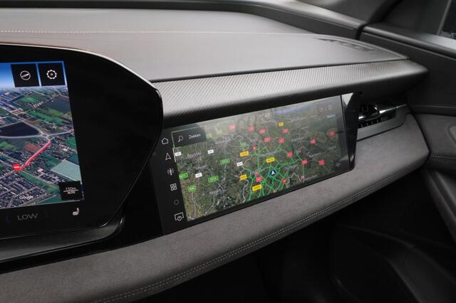 Audi Q6 e-tron quattro 388PK, Panoramadak, Luchtvering, Headup display, B&O