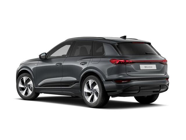 Audi Q6 e-tron S edition 83 kWh 252 PK · Tech pro · Lederen bekleding · Privacy glas