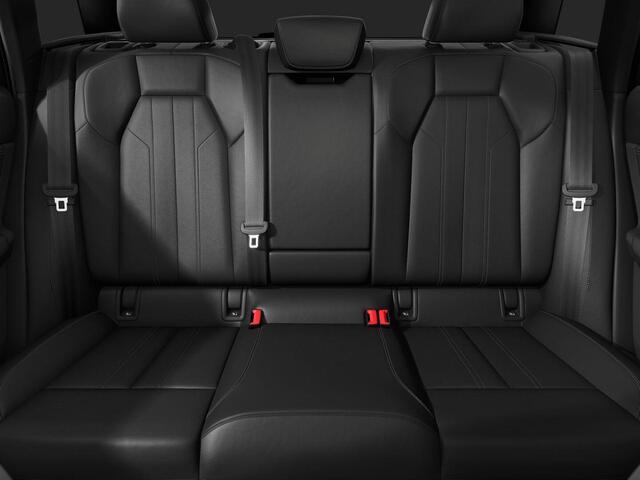 Audi Q6 e-tron S edition 83 kWh 252 PK · Tech pro · Lederen bekleding · Privacy glas