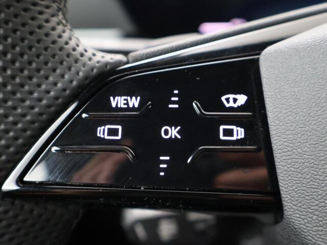 Audi Q6 e-tron S edition 100 kWh | 388 PK | SoH 97% | Head Up display | Stuurwielverwarming | Achteruitrijcamera | Adaptieve Cruise Control | Elektrische stoelen |