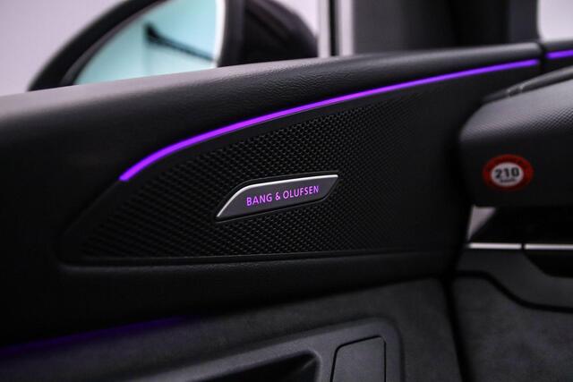 Audi Q6 e-tron S edition quattro 100 kWh | Pano | Headup | 360 Camera | Oled | B&O | MMI pro | Trekhaak | Matrix |