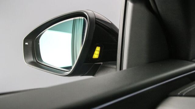 Audi Q6 SQ6 e-tron SQ6 quattro 100 kWh | Panorama Dak | Apple/Android Play | Adaptive Cruise | Luchtvering | Matrix | Camera | Head-up | Bang & Olufsen Audio | Navigatie-pakket | Interieur-pakket |