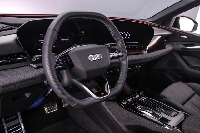 Audi Q6 e-tron S edition 100 kWh | Trekhaak | Adaptieve Luchtvering | Panorama Dak | Adaptieve Cruise | Head-up | B&O | Navigatie-pakket | Pack Tech | Trekhaak-pakket |