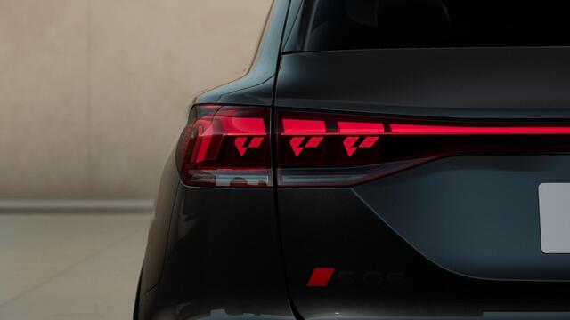 Audi Q6 SQ6 e-tron quattro 490 PK 100 kWh |21-Inch | Trekhaak | B&O-3D | Alcantara | S-stoelen | MMi-Pro | Head-Up | Luchtvering | Panoramadak | Akoestisch-Glas | Ambient-Light |