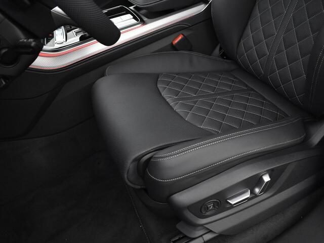 Audi Q7 60 TFSI e quattro Pro Line S Competition 490 PK · Stoelventilatie + massage · Assist. pakket plus, remote parking · B&O Premium 3D · Vierwielbesturing