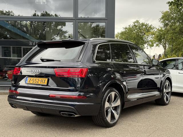 Audi Q7 3.0 TFSI quattro Pro Line + 7p S-LINE EXTERIEUR | 7 PERSOONS | 360 CAMERA | PANORAMADAK | LEDER | 60.000 KM UNIEKE STAND | DEALER ONDERHOUDEN | VOLLE AUTO | RIJKLAAR GELEVERD MET 12 MAANDEN BOVAG GARANTIE!