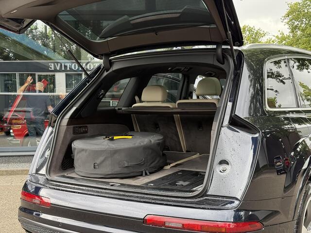 Audi Q7 3.0 TFSI quattro Pro Line + 7p S-LINE EXTERIEUR | 7 PERSOONS | 360 CAMERA | PANORAMADAK | LEDER | 60.000 KM UNIEKE STAND | DEALER ONDERHOUDEN | VOLLE AUTO | RIJKLAAR GELEVERD MET 12 MAANDEN BOVAG GARANTIE!