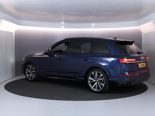 Audi Q7 60 TFSI e quattro Competition 456pk | Navigatie | Elektr. trekhaak | Parkeersensoren | Rondomzicht camera | Lases LED koplampen | Lichtmetalen velgen 21" | S-Line |