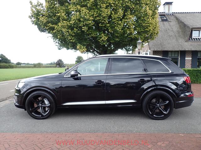 Audi Q7 3.0TDI E-TRON QUATTRO S-LINE PANODAK/SPORTLEER/TREKHAAK/CAMERA