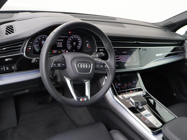 Audi Q7 60 TFSI e quattro S-Line | 490 PK | 4-Wielbesturing | Trekhaak | B&O Premium Soundsystem | Panoramadak | Head-up display |