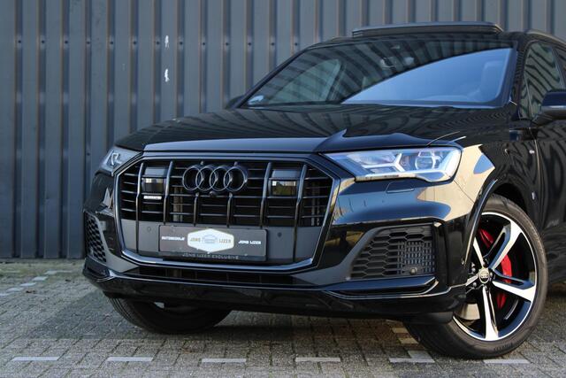 Audi Q7 55 TFSI e quattro S LINE PANO RS STOEL SFEER BLACK