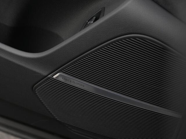 Audi Q7 60 TFSI e 490 pk tiptronic quattro Pro Line S Competition / S-Line | Panoramadak | Luchtvering | Sportstoelen plus | Laser LED | Geheugenstoelen | Head-up display | Bang & Olufsen