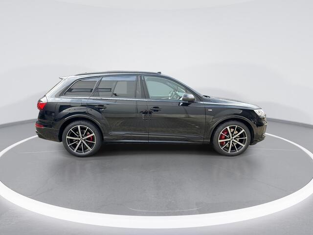 Audi Q7 55 TFSIe 381pk Tiptronic Quattro Pro Line S · Panoramadak · 360 Camera · Luchtvering · Elek. Trekhaak · B&O Sound · Leder Valcona · Elek. Stoelen + Geheugen Bestuurder · 21'' Inch ·