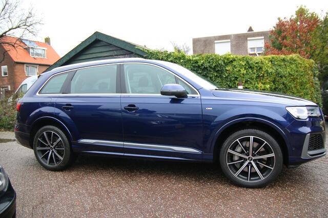 Audi Q7 55 TFSI e quattro S line | Camera achter | Leer | ACC