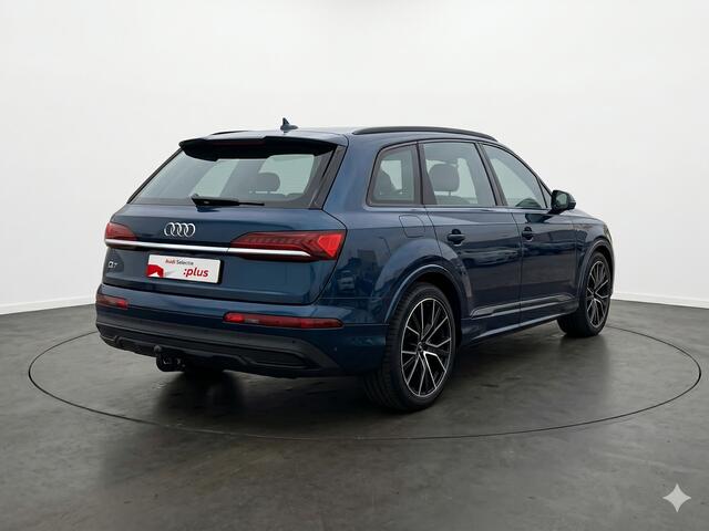 Audi Q7 55 TFSI e quattro Pro Line 367pk | Trekhaak | Parkeerkcamera | Elektrisch verstelbare voorstoelen | 21 inch Lichtmetalen velgen