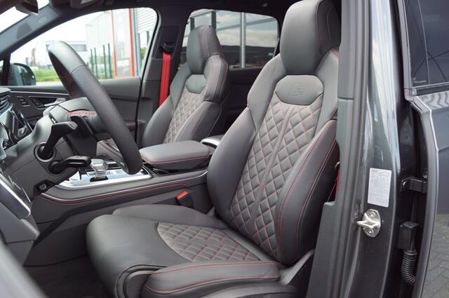 Audi Q7 60 TFSi S Competition 490pk/ Panodak/ Sportstoelen leer ruitmotief/ Trekhaak wegklapb./Luchtvering/Head-up/4-wielbest/soft close