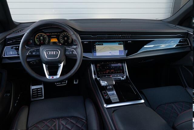 Audi Q8 60 TFSI e quattro S-Line Competition Panodak ACC Trekhaak Achteras Bestr. Head Up 360 Oled Massage Softcl. B&O Stoelvent. Trekhaak