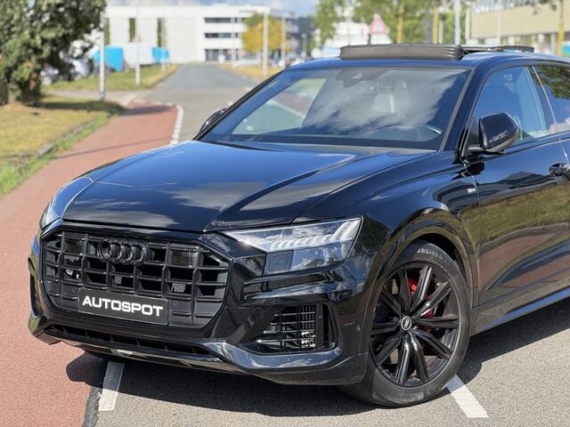 Audi Q8 55 TFSI e Quattro S-Line Competition Pano RS Zetels