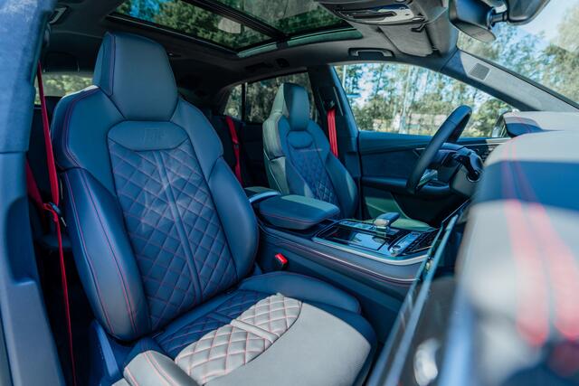 Audi Q8 60 TFSI e 557pk quattro ABT Aero Competition | Audi exclusive Dark Olive Green | Advanced onderstel | Panoramadak | S sportstoelen | B&O | Keyless | Uitgebreid leder pakket | Alcantara hemel | Carbon spiegels | Carbon interieur | ABT Power S | ABT IR23 v