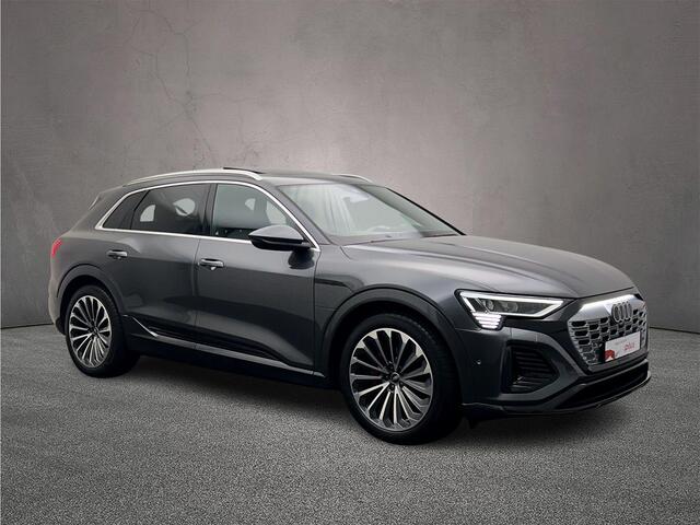 Audi Q8 e-tron 50 quattro S Edition 95 kWh 340 PK | Panoramadak | Head-Up | Comfortsleutel | 21-Inch | Matrix | Stoel/stuurverwarming | Ambient-Lightning |