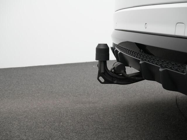 Audi Q8 55 TFSI e 394 pk tiptronic quattro S-Line | Panoramadak | Trekhaak | Nachtzicht | Laser LED | Bang & Olufsen | Head-up display