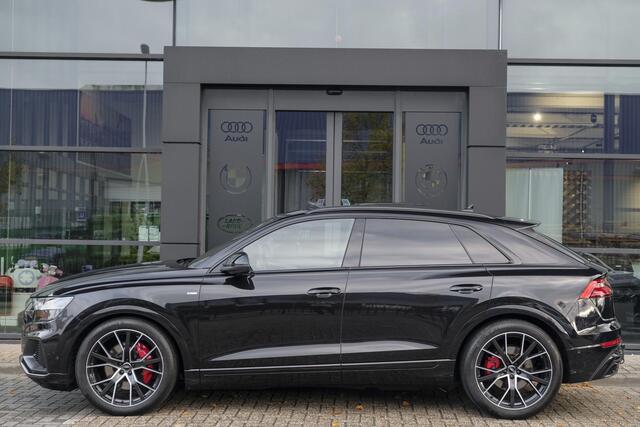 Audi Q8 55 TFSI 340pk S-line Panoramadak RS-stoelen Luchtvering 4-Wielsturing Bang&Olufsen Trekhaak Matrix led NLauto