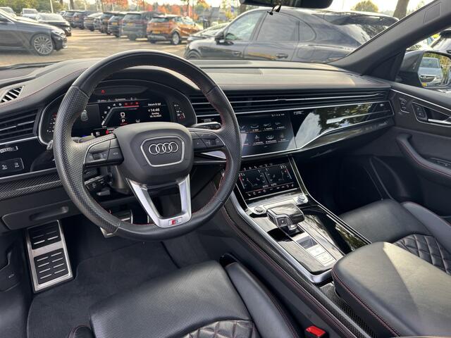 Audi Q8 55 TFSI quattro Pro Line S / Trekhaak / Panoramadak / 360Camera / Head-up / Luxe Leder / Carbon / 22'' / RS Seats / Keyless / Sfeerverlichting / Matrix LED / Stoelventilatie / Stuur+Stoelverwarming / DAB / ACC / Stoelm