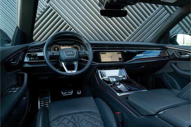 Audi Q8 55 TFSI e quattro S-Line ACC Pano Matrix Head Up B&O S-Stoelen Ambient Softcl. 360 Trekhaak