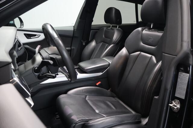 Audi Q8 55 TFSI S-Line 381PK | Panoramadak | Trekhaak | Matrix LED