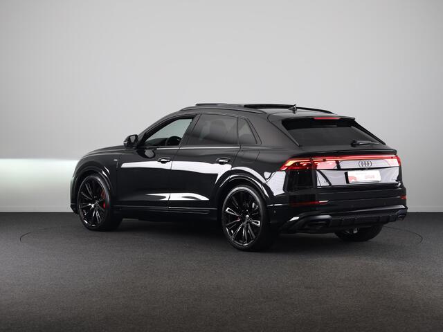 Audi Q8 60 TFSI e quattro Pro Line S Competition 490pk | Panoramadak | Head up display | Memory | Trekhaak | Massage stoelen | Assistentpakket Tour |