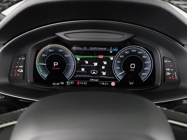 Audi Q8 60 TFSI e quattro Pro Line S Competition 490pk | Panoramadak | Head up display | Memory | Trekhaak | Massage stoelen | Assistentpakket Tour |