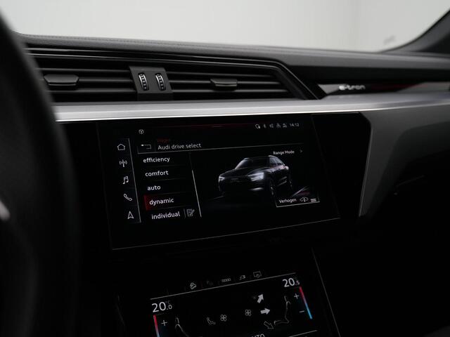 Audi Q8 e-tron 55 quattro Pro Line S 115 kWh 408 pk / S-Line | Panoramadak | Geheugenstoel | Matrix LED | Leder/alcantara | Achteruitrijcamera