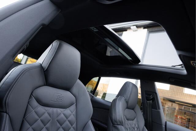 Audi Q8 60 TFSI e Quattro Competition Pano - Trekhaak - RS-zetels - B&O- 360 Camera