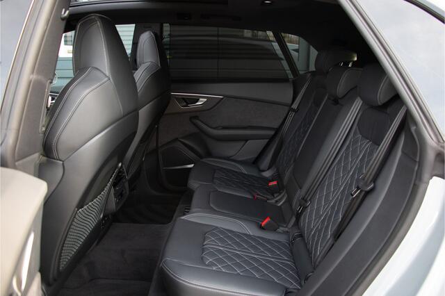 Audi Q8 55 TFSI e Quattro S-Line 394PK NL AUTO | ACC | 360 Cam | Massage + Ventilatie + | Softclose | Carbon | Stoel & Bankverwarming | Lane & Side Assist | Pano | Park Assist | B&O | Head Up | 23"| Matrix | E.TH 3500KG | BTW | Luchtvering | Vierwielbesturing | N