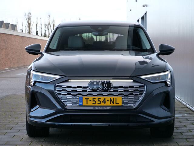 Audi Q8 e-tron 50 quattro S Edition 95 kWh 340 Pk Automaat Navi / Leer / DAB / Apple Carplay / Massage stoel