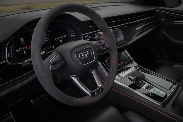 Audi Q8 RS Q8 quattro | RS DYNAMIC PACK 305KM/H | KERAMISCH | B&O 3D | 4W-BESTURING | PANORAMADAK | STOELKOELING/VERWARMING/MASSAGE | 23" | ELEK. TREKHAAK | SPORTUITLAAT | SOFTCLOSE | ETC. RSQ8