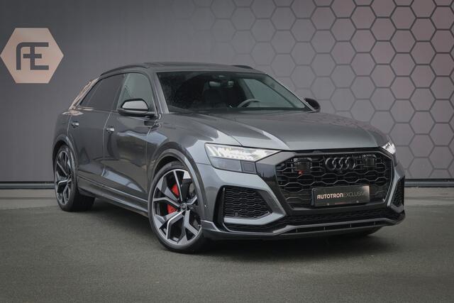 Audi Q8 RS Q8 quattro | RS DYNAMIC PACK 305KM/H | KERAMISCH | B&O 3D | 4W-BESTURING | PANORAMADAK | STOELKOELING/VERWARMING/MASSAGE | 23" | ELEK. TREKHAAK | SPORTUITLAAT | SOFTCLOSE | ETC. RSQ8